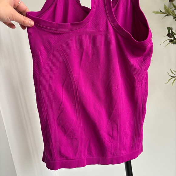 • [Athleta] Racerback Tank • - Picture 8 of 8